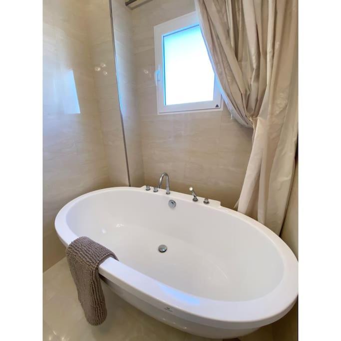 Modern Flat Close To Beach El Campello Ngoại thất bức ảnh